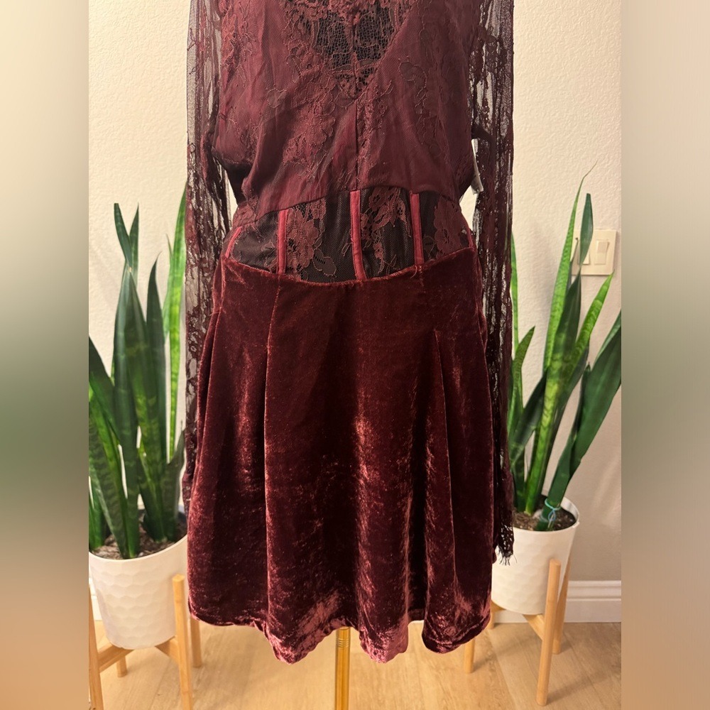 Free People Lace Corset Mini Dress Velvet Burgundy Medium Boho Gothic Festival - Picture 4 of 11